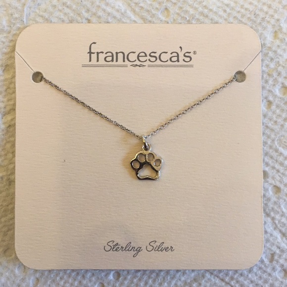 Francesca’s Collection Beautiful necklace - Picture 1 of 4
